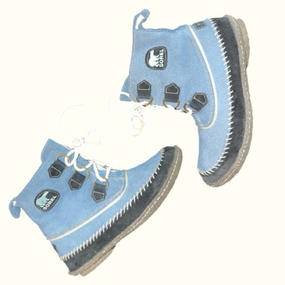 Sorel Blue Ankle Boots with Black Accents